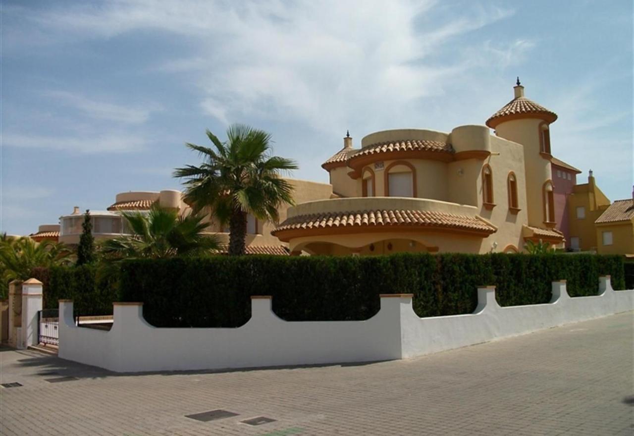 Luxury Villa Ислантилья Экстерьер фото